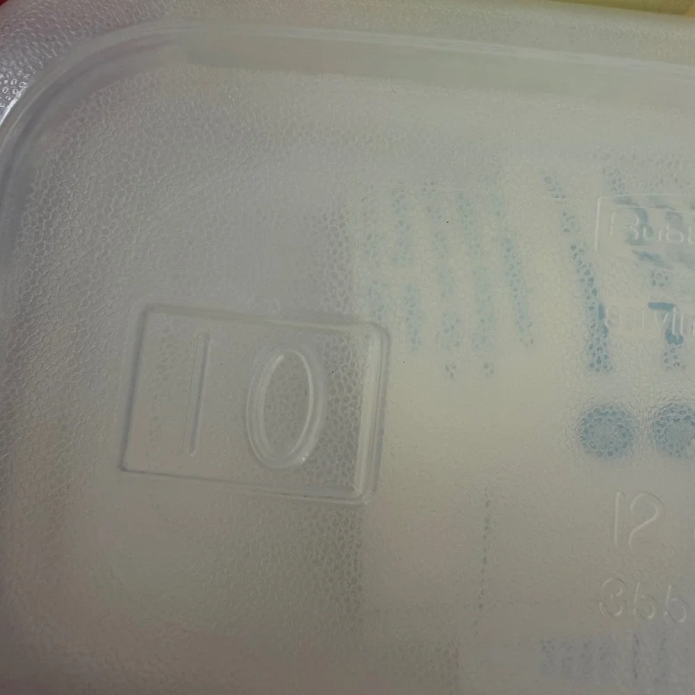 VTG Rubbermaid Servin Saver Microwavable 12 Oz Rectangle Container 10 90s‎ NEW